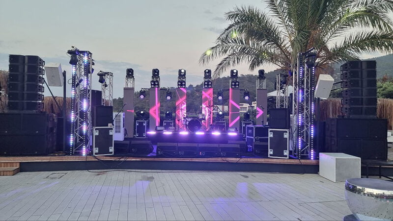 Professional wedding lighting and stage setup with full event production by Make Events